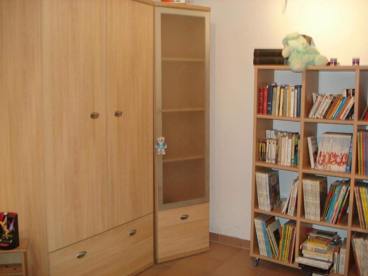 Appartement En Sous Sol De Villa Avec Acces Jardin Et Piscine Marseille Eksteriør billede