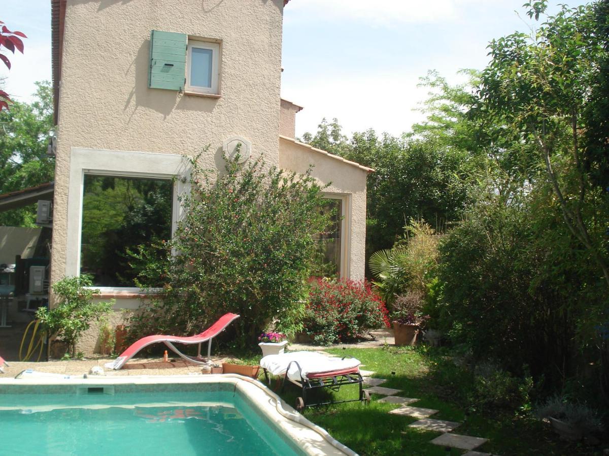 Appartement En Sous Sol De Villa Avec Acces Jardin Et Piscine Marseille Eksteriør billede