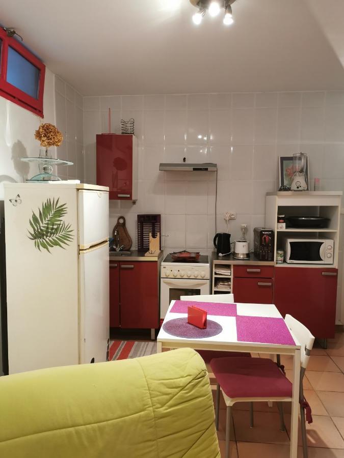 Appartement En Sous Sol De Villa Avec Acces Jardin Et Piscine Marseille Eksteriør billede