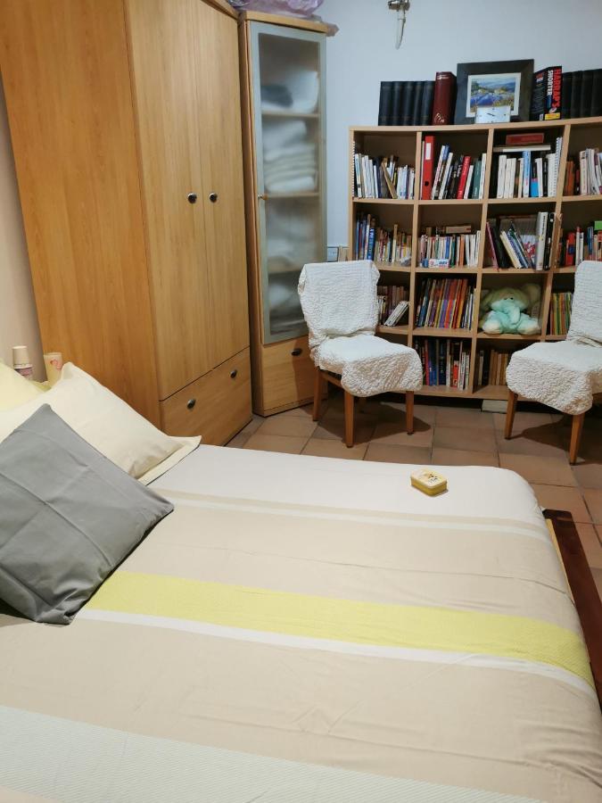 Appartement En Sous Sol De Villa Avec Acces Jardin Et Piscine Marseille Eksteriør billede