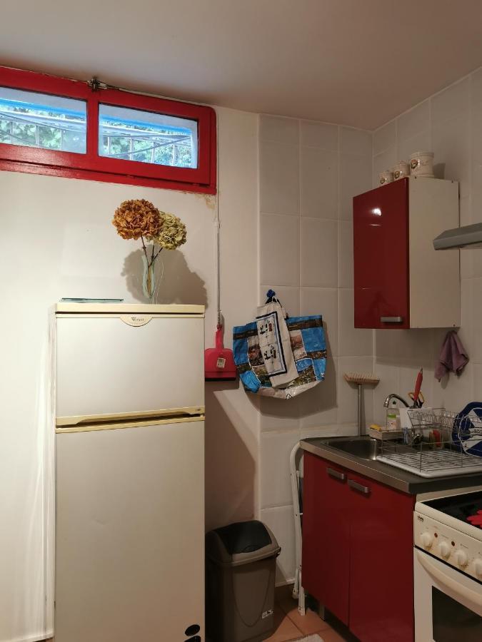 Appartement En Sous Sol De Villa Avec Acces Jardin Et Piscine Marseille Eksteriør billede