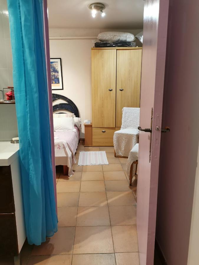 Appartement En Sous Sol De Villa Avec Acces Jardin Et Piscine Marseille Eksteriør billede