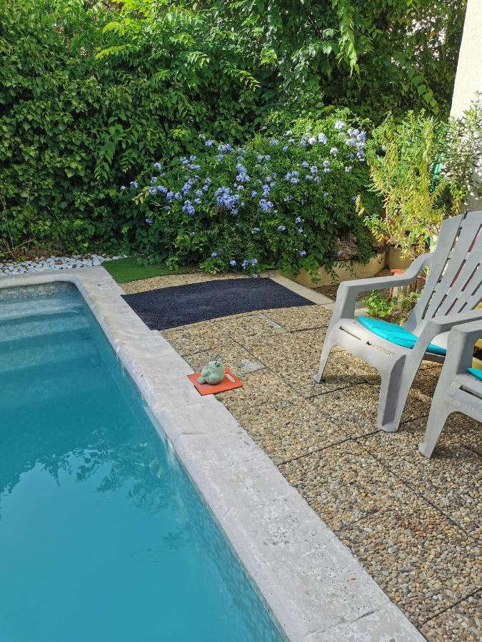 Appartement En Sous Sol De Villa Avec Acces Jardin Et Piscine Marseille Eksteriør billede